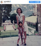 「すみれ、亡き母・松原千明さんの誕生日に思い　石田純一との家族ショットも公開」の画像1