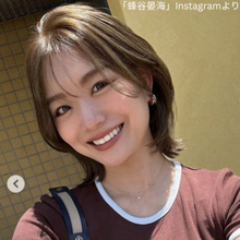 2児の母と思えない！ 人気芸人と結婚したモデル美女が家族の夏休み報告　美スタイルにファンほれぼれ