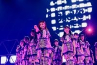 櫻坂46「BACKS LIVE!!」“表題曲なし”の挑戦的セットリスト　12人が熱いパフォーマンス