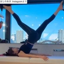 ほしのあき48歳、美脚が際立つトレーニング姿が「スタイル抜群」　ネット衝撃　夫は13歳年下＆1児の母