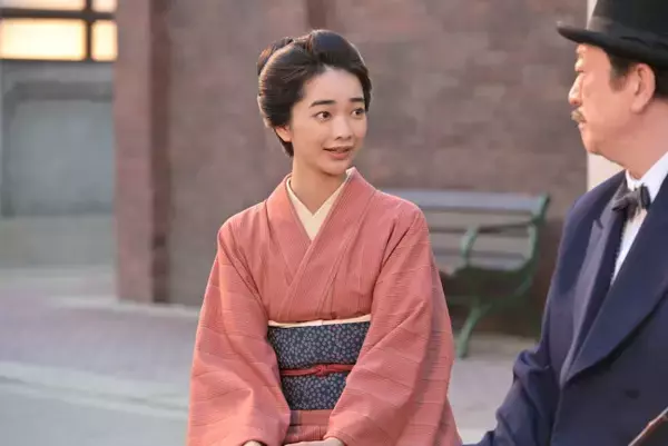 明日の『風、薫る』仕事を探し続ける“りん”見上愛、“卯三郎”坂東彌十郎と出会う