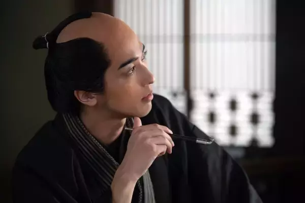 『べらぼう』第40回　“蔦重”横浜流星、のちに曲亭馬琴となる“瑣吉”津田健次郎と出会う