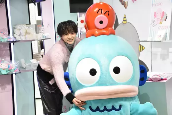 佐藤⼤樹、ハンギョドンにメロメロ「家に連れて帰りたい」　一緒に“Choo Choo TRAINダンス”も