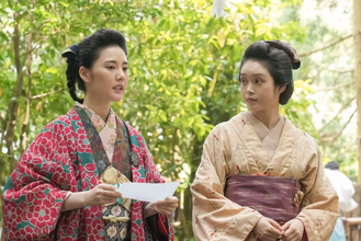 明日の『ばけばけ』“トキ”高石あかり、“リヨ”北香那に連れられ恋占いの池へ