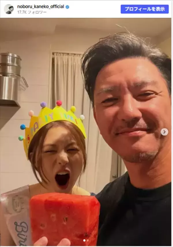 特撮出身人気俳優51歳、モデルの次女の誕生日お祝い　仲睦まじい父娘ショット
