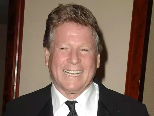 『ある愛の詩』ライアン・オニールさんの死因が明らかに