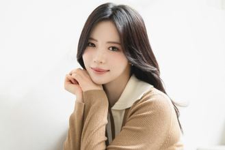 NiziU MAYA、デビューから現在を“色”で例えるなら？　ファンやメンバーとの出会いが「私を強くしてくれた」