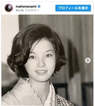 野波麻帆、母の写真を公開　「超美人」「美女の遺伝子」と驚きの声