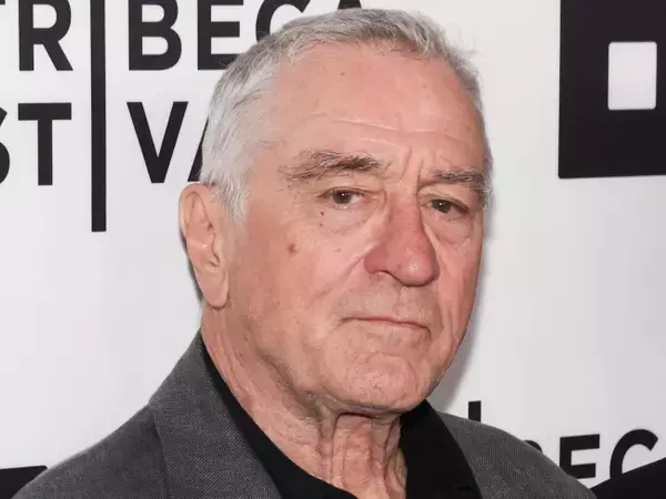 トランスジェンダー告白したロバート・デ・ニーロの娘、父から惜しみない支援を受けている