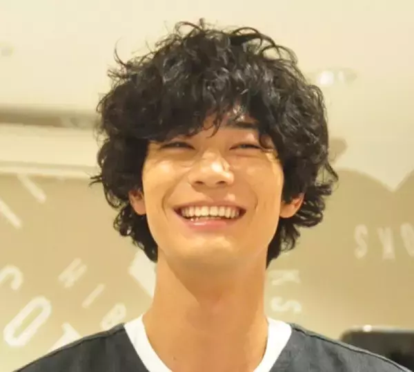 脳出血で療養中・清原翔33歳、友人たちに囲まれ眩しい笑顔「素敵すぎ」「最高！」「元気もらえた」