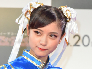 ＜本日誕生日＞人気美女レイヤーが30歳　網タイツ、制服、艶やかな晴れ着姿も！