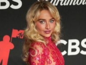 サブリナ・カーペンター、『不思議の国のアリス』着想のミュージカル映画で主演