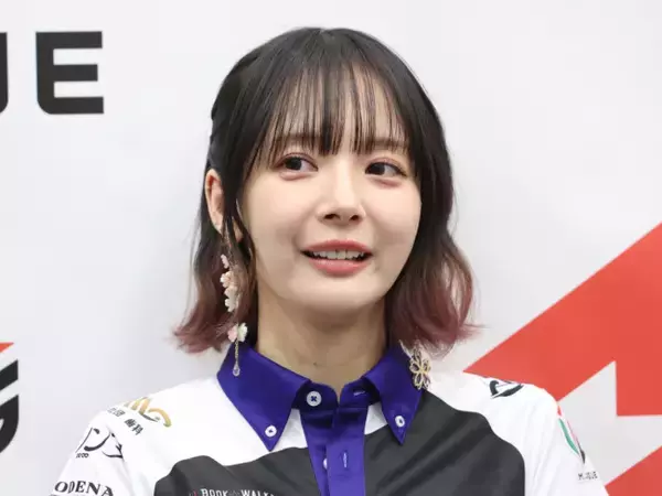 「姉妹みたい」「最高な2人」Mリーガー美女2ショット in NYに反響