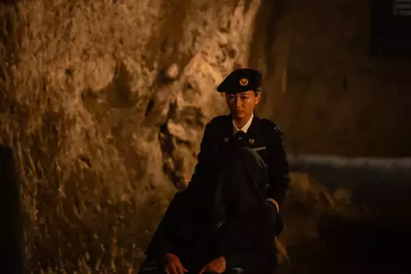 大塚愛、『VIVANT』サプライズ出演！　公安部長を連行する兵士役に「堺さんにも『どうして？』と笑っていただきました」
