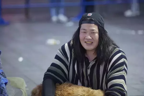 一ノ瀬ワタル、まさかの「神」役で怪演！　怖さ×優しさ×存在感が強烈な映画『炎上』本編映像解禁