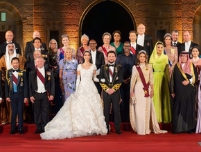世界の王族が一堂に！　ヨルダン王室ロイヤルウエディングの集合写真が豪華
