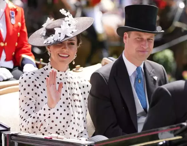 ウィリアム王子＆キャサリン妃が皇太子夫妻に　共に40歳、英王室で増す存在感