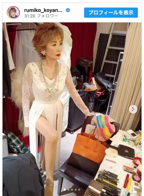 小柳ルミ子、71歳バースデーライブの美脚過ぎる衣装披露