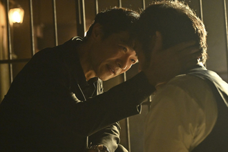『VIVANT』野崎＆リュウ、“キス未遂”シーンにネット衝撃！　300万インプ超 「口移しで手錠のカギを渡した」の考察も