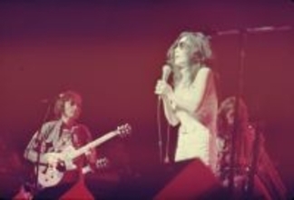 ジョン・レノンの生涯最後の10年間に焦点を当てた映画『夢と創造の果てに　ジョン・レノン最後の詩』予告編＆場面写真解禁