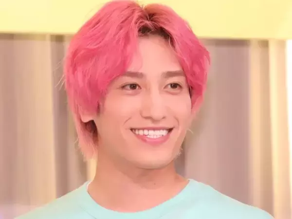 EXIT・兼近、鍛え上げたボディを初公開！　ハワイで迎えた新年ショットに反響「AIかと思ったー！」「いつの間に」