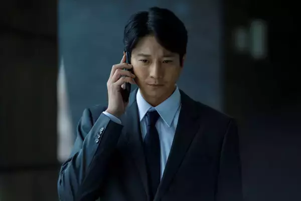 向井理主演『MR ‐医薬情報担当者‐』ドラマ化！　製薬業界の光と影を描く医療ビジネスサスペンス