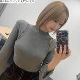 「171cm“人気ABEMAアナウンサー”、タイトなニット×デニムパンツ姿が「美人すぎる」「スタイル抜群」」の画像1