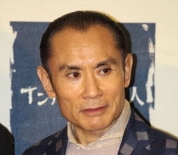 片岡鶴太郎71歳、オシャレすぎる“ドルガバ”コーデにネット衝撃「雰囲気よすぎ」「貫禄がある」