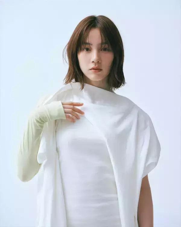 のん、『FNS歌謡祭』初登場で自叙伝的楽曲『荒野に立つ』を披露