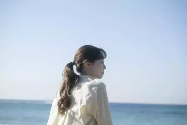 『あの星が降る丘で、君とまた出会いたい。』福原遥の撮影秘話が到着「心臓がドックンドックンしてました」