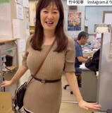 「グラビア話題44歳・元NHKの竹中知華アナ、タイトなニットワンピ姿にネット騒然「スタイル抜群すぎる」」の画像1