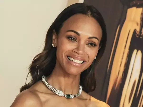 ゾーイ・サルダナ、スカーレット・ヨハンソンを抜き興行収入女王に