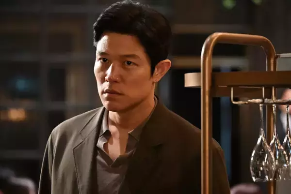 『リブート』“早瀬”鈴木亮平、消されたはずの幹部と再会　ネットあ然「埋められてなかった？」「リブートした!?」