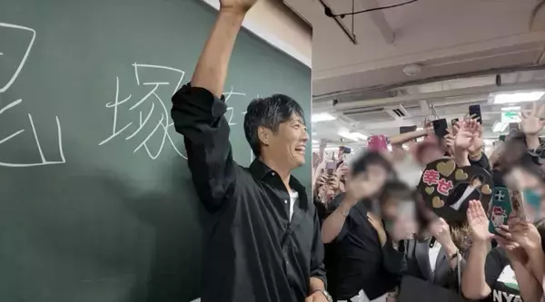 反町隆史が「GTO POPUP STORE」in 仙台に緊急来店！　東北各地から大勢のファンが来場