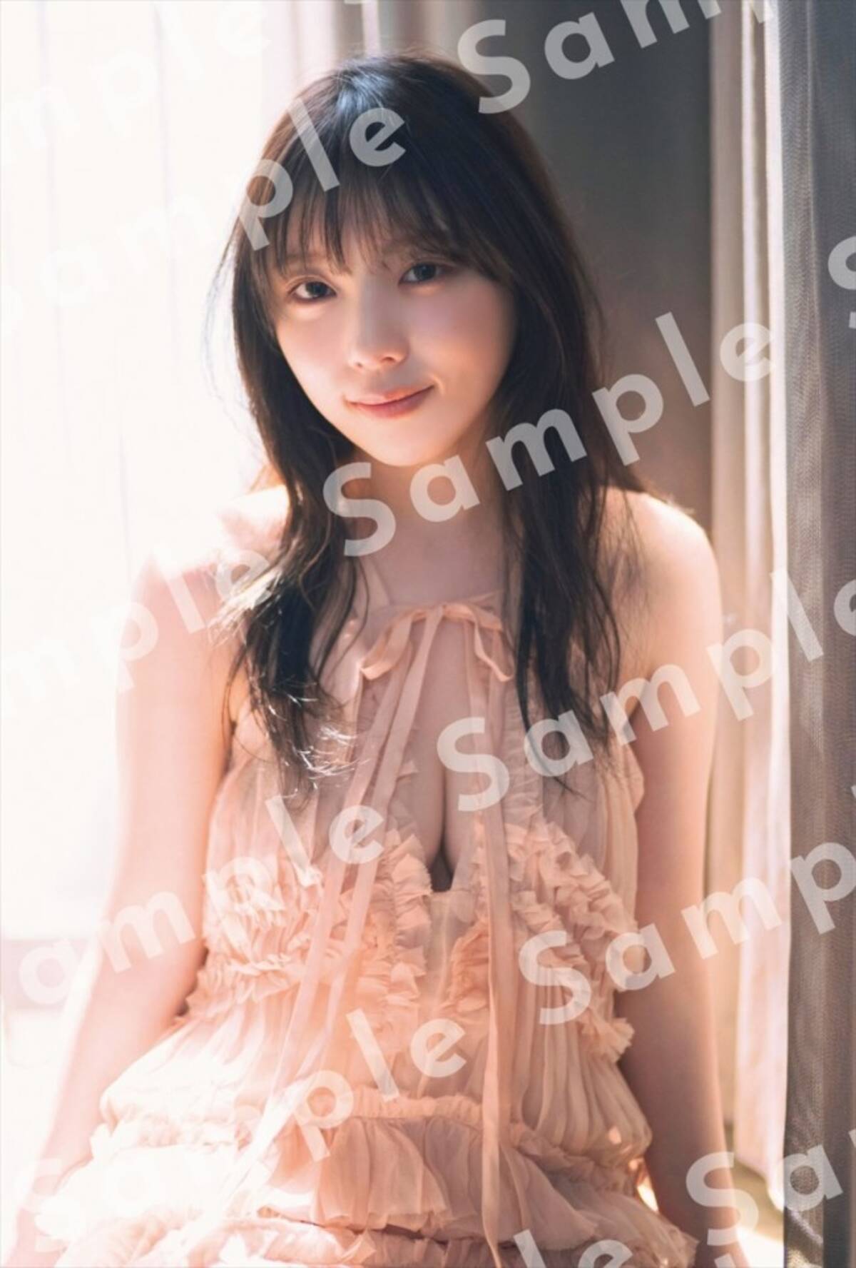 乃木坂46・与田祐希「ベージュのドレスが可愛くて、お気に入り」 3rd 与田祐希 生写真6種 ダウンベスト 千鳥格好
