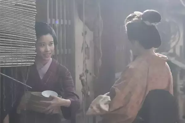 『ばけばけ』サワ＆なみ、トキを見送る姿が切ない　ネット「愛と優しさを感じる」「幸せになって」の声続々