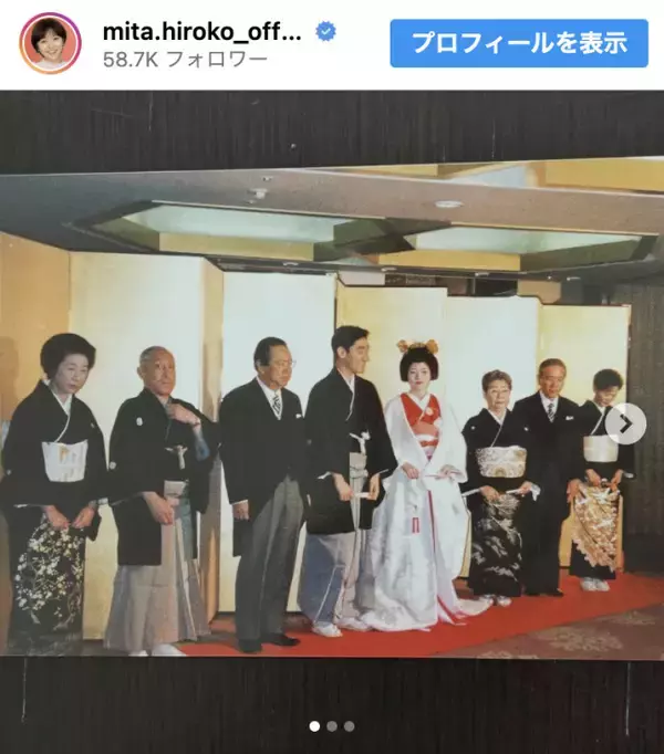 「そっくり」「お母さんも美人」　三田寛子、母の日に亡き母の思い出ショット公開