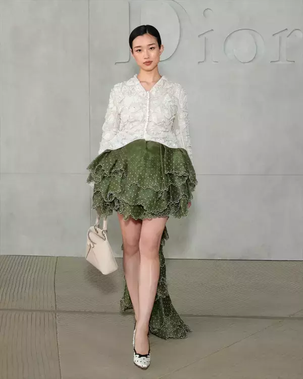 河合優実＆ジス＆サブリナ・カーペンターら、豪華セレブがディオールのショーに来場