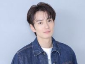 「なにそのビジュ」岡田将生「わたくしは眼鏡が好きだ」3つそろった“意外な物”にも反響