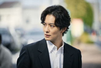 岡田将生×染谷将太、兄弟役で両親殺害事件の犯人を追うクライムサスペンス『田鎖ブラザーズ』今夜スタート！