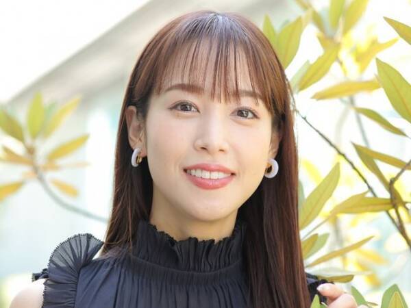 鷲見玲奈 みなさんはどれが好きですか キュートなワンピ姿ほかゴルフコーデ大放出 22年2月16日 エキサイトニュース