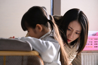 『夫に間違いありません』第10話 “紗春”桜井ユキ、通報した“聖子”松下奈緒への“反撃”を画策