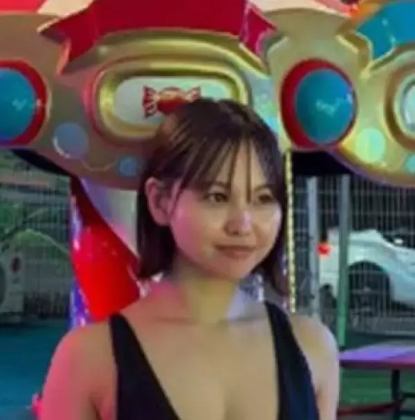 「元NMB48グラビア美女、ショートヘアでの初グラビア撮影に反響「かわいい」」の画像