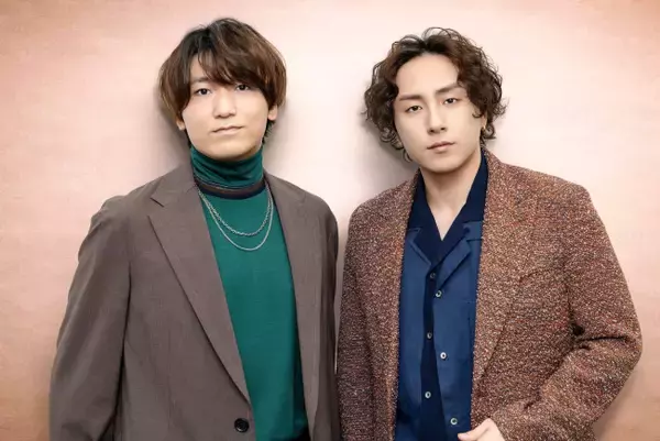 鈴木崚汰×山下誠一郎が語る、龍水とSAIの“片思い”の絆　『Dr.STONE』最終章、兄弟対談実現！