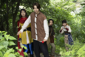 『仮面ライダーゼッツ』第20話「兆す」、莫たちはモンスターを倒すRPGのような冒険へ