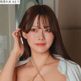 「ウエスト58cmの現役看護師グラドル、ベッド上で抜群プロポーション全開「美しすぎる」　ネット騒然」の画像1