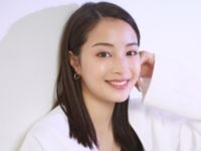 広瀬すず「最近のお気に入り」　フードをかぶったお茶目ショットが「ばぶすぎる」