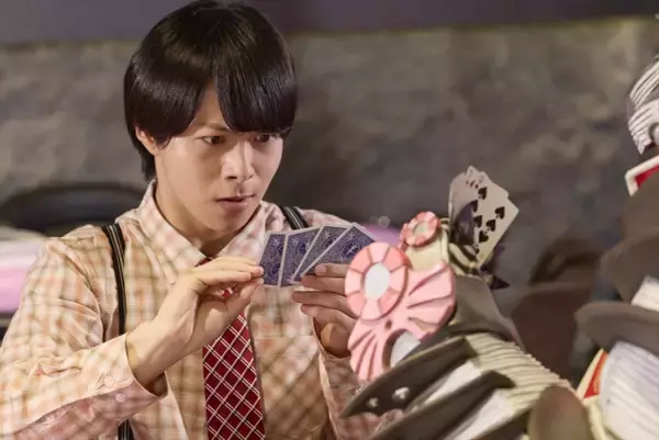 『ナンバーワン戦隊ゴジュウジャー』第36話「荒れるぜライバル！若さってなんだ!?」、ババ抜きで戦う地獄のトランプバトル開幕