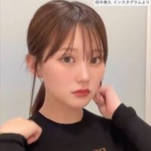 “令和のグラビアクイーン”田中美久、ミニ丈コーデが「スタイル抜群」「可愛すぎる」「最上級」