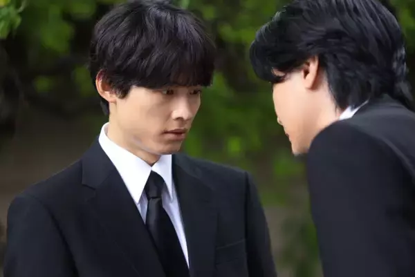 『告白－25年目の秘密－』第7話 “爽太”松村北斗、刑事“佐倉”玉山鉄二から任意同行を求められる